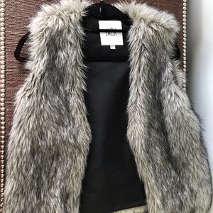 Jack faux fur vest